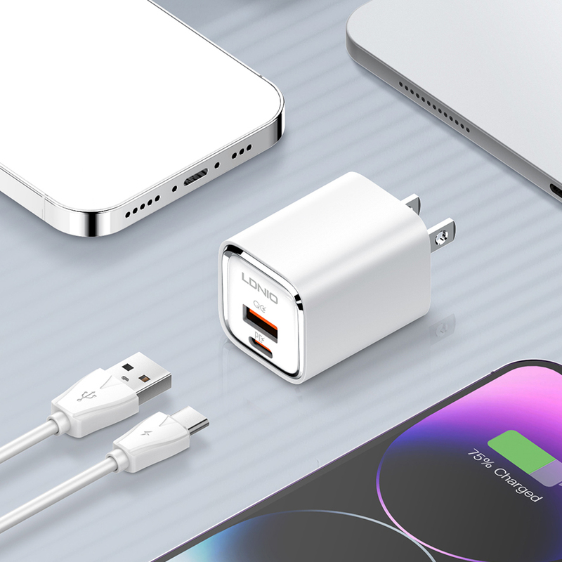 LDNIO A2317C 30W usb A + C hálózati töltő + C kábel